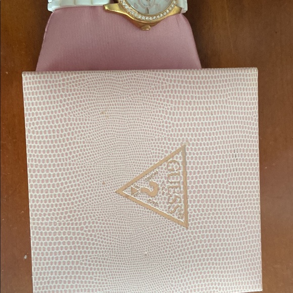 Guess watch - Picture 2 of 4